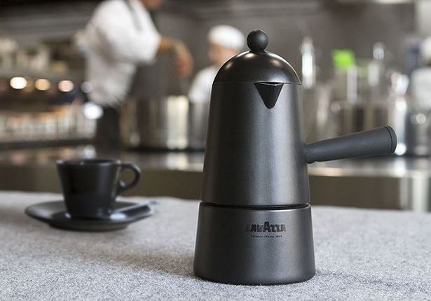 Получите уникальные подарки от Lavazza